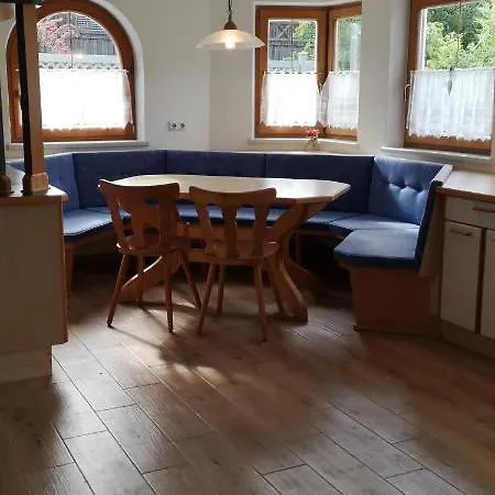 Chalet Grosszuegiges Mit Infrarotkabine In *